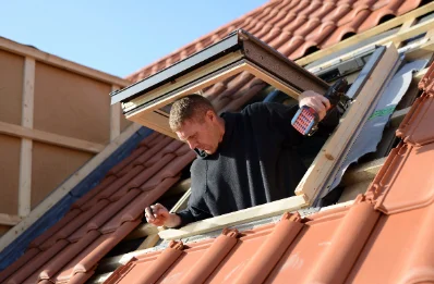 Pose de fenêtres de toit Velux à Mouflaines